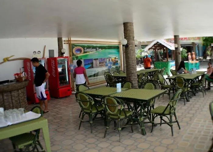 Mangodlong Rock Cebu Stadt