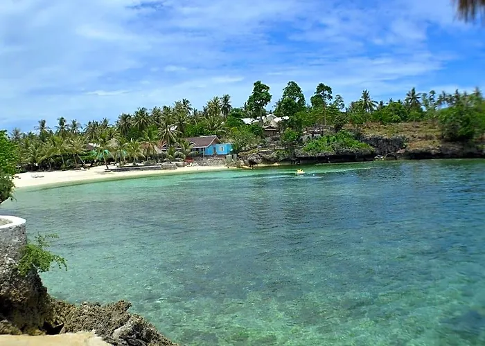 Mangodlong Rock Cebu Stadt