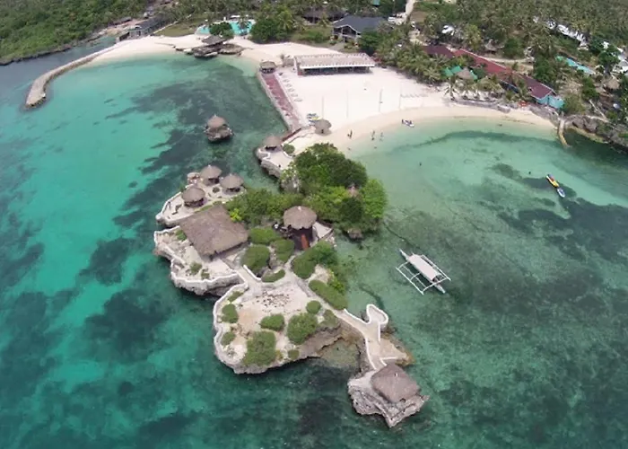 Mangodlong Rock Cebu Stadt